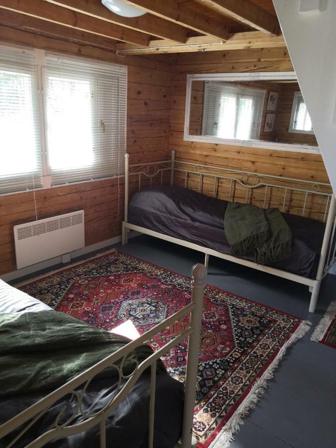 Отель Koljonvirran Lomamoekit Иисалми Экстерьер фото